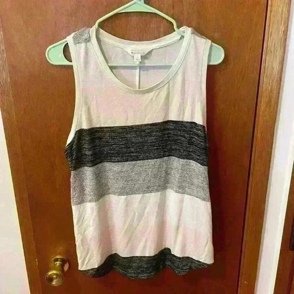 Market‎ & Spruce - Size XL Scoop Neck Tank - Picture 2 of 4